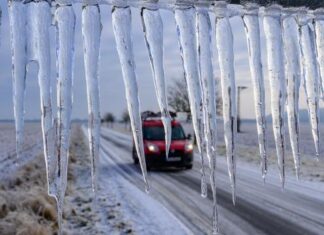 Glatteis: Deutscher Wetterdienst warnt vor Glatteisgefahr im Westen Glatteis: Deutscher Wetterdienst warnt vor Glatteisgefahr im Westen