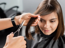 4 coafuri pentru păr subțire care dublează volumul și te fac să arăți cu un deceniu mai tânără 4 coafuri pentru păr subțire care dublează volumul și te fac să arăți cu un deceniu mai tânără