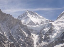 Una nueva ley nepalí endurece las reglas del himalayismo