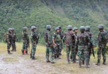 Kronologi Lengkap TNI-Polri Kuasai Markas KKB, Sita Uang Puluhan Juta hingga Senjata Api Kronologi Lengkap TNI-Polri Kuasai Markas KKB, Sita Uang Puluhan Juta hingga Senjata Api