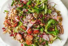 Bean salad with mint and pomegranate dressing recipe Bean salad with mint and pomegranate dressing recipe