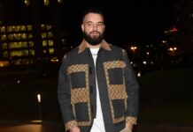 REPER HITNO HOSPITALIZOVAN: Svi u šoku nakon što je objavio jeziv prizor iz bolničkog kreveta! (FOTO) REPER HITNO HOSPITALIZOVAN: Svi u šoku nakon što je objavio jeziv prizor iz bolničkog kreveta! (FOTO)